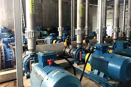 KCC系列化工leyucom乐鱼官网和KPS系列单级双吸leyucom乐鱼官网在三水佳利达污水处理有限公司使用现场